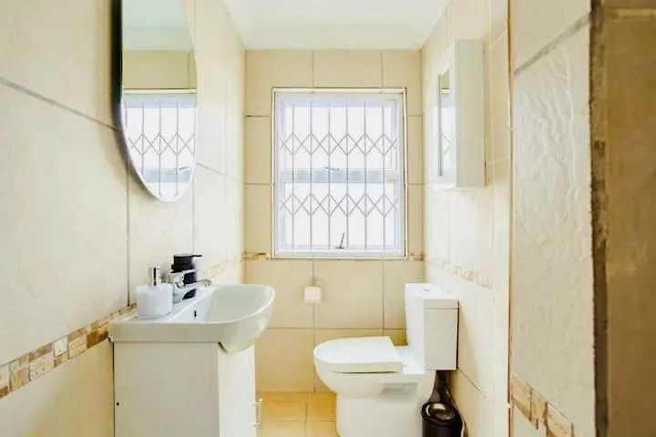 Caline Vip Luxury Jacuzzi &, Swimming Pool Mews Bed & Breakfast Cape Town 0*,  South Africa
