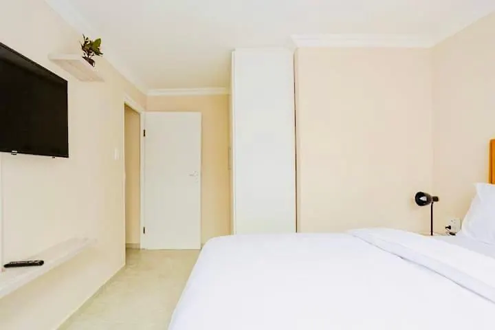 Caline Vip Luxury Jacuzzi &, Swimming Pool Mews Bed & Breakfast Cape Town 0*,  South Africa