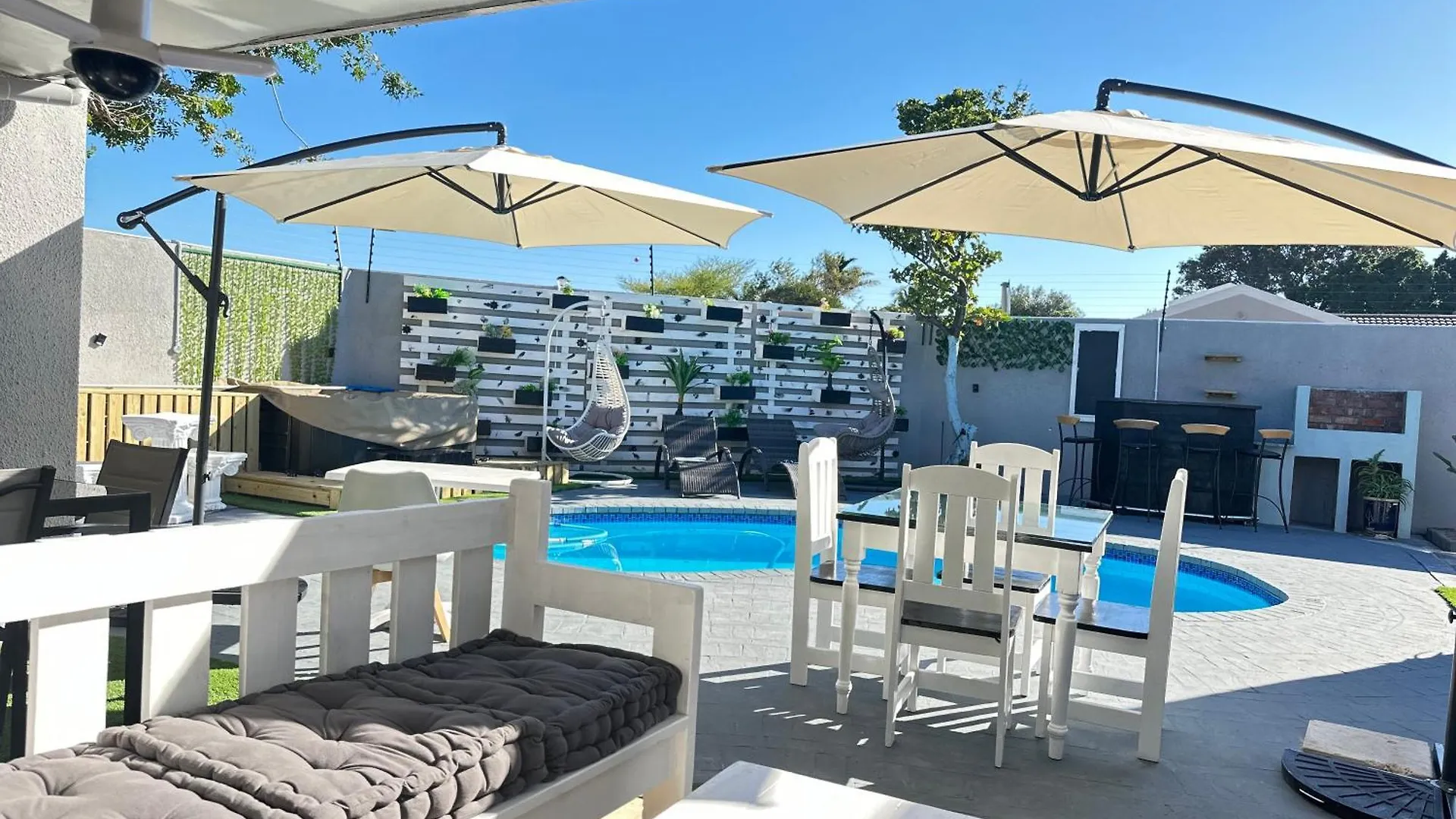 Caline Vip Luxury Jacuzzi &, Swimming Pool Mews location