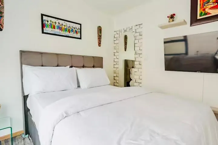 Caline Vip Luxury Jacuzzi &, Swimming Pool Mews Bed & Breakfast Cape Town South Africa