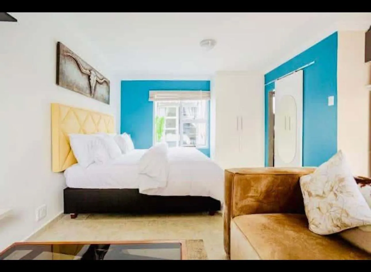 ケープタウン Caline Vip Luxury Jacuzzi &, Swimming Pool Mews Bed & Breakfast