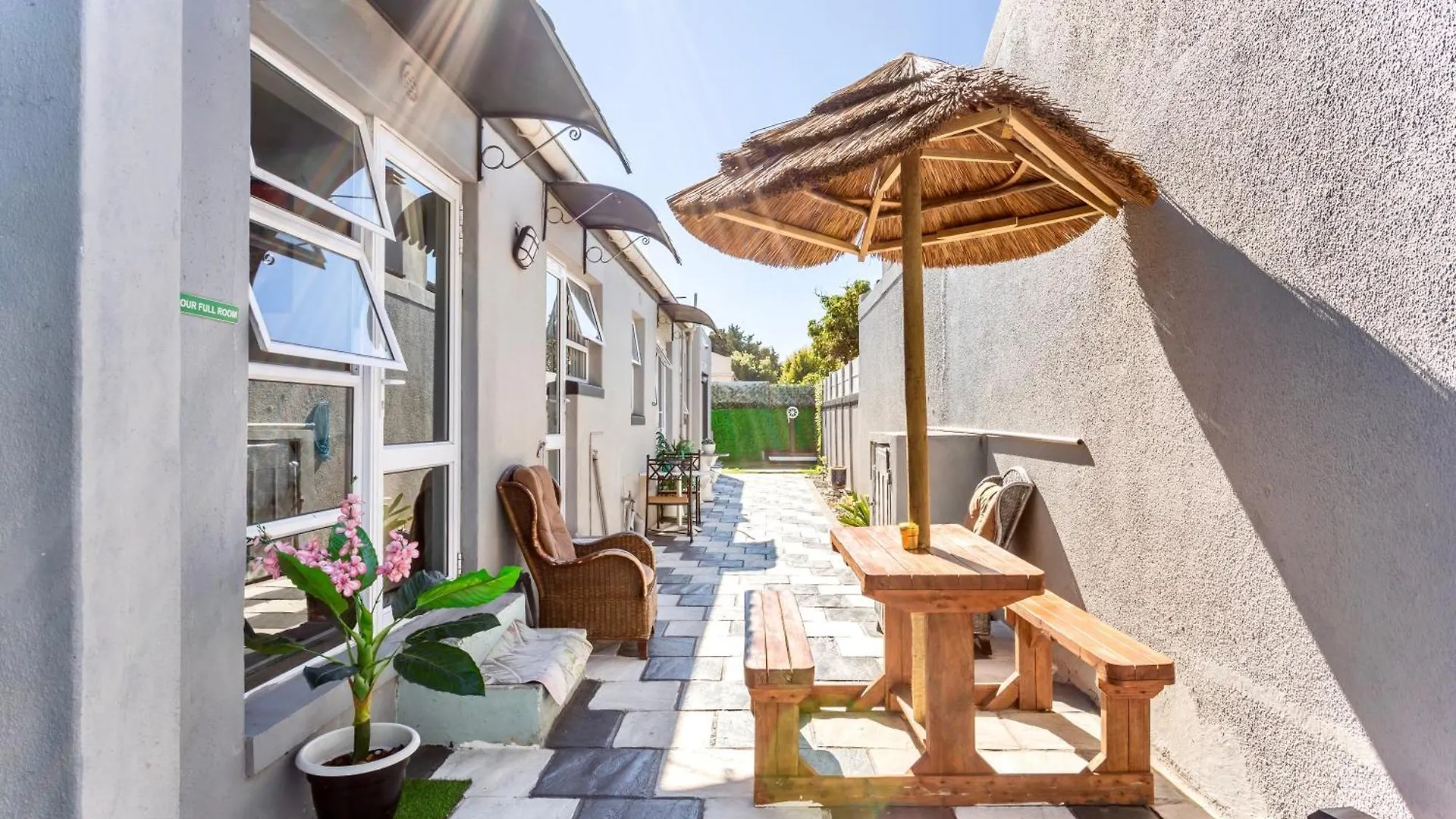 ケープタウン Caline Vip Luxury Jacuzzi &, Swimming Pool Mews Bed & Breakfast 0*,  南アフリカ