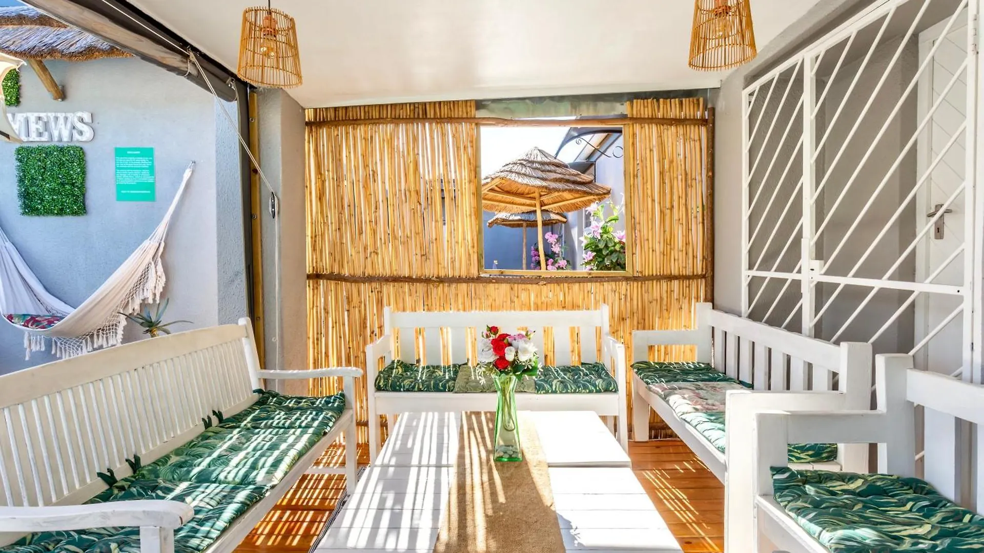ケープタウン Caline Vip Luxury Jacuzzi &, Swimming Pool Mews Bed & Breakfast