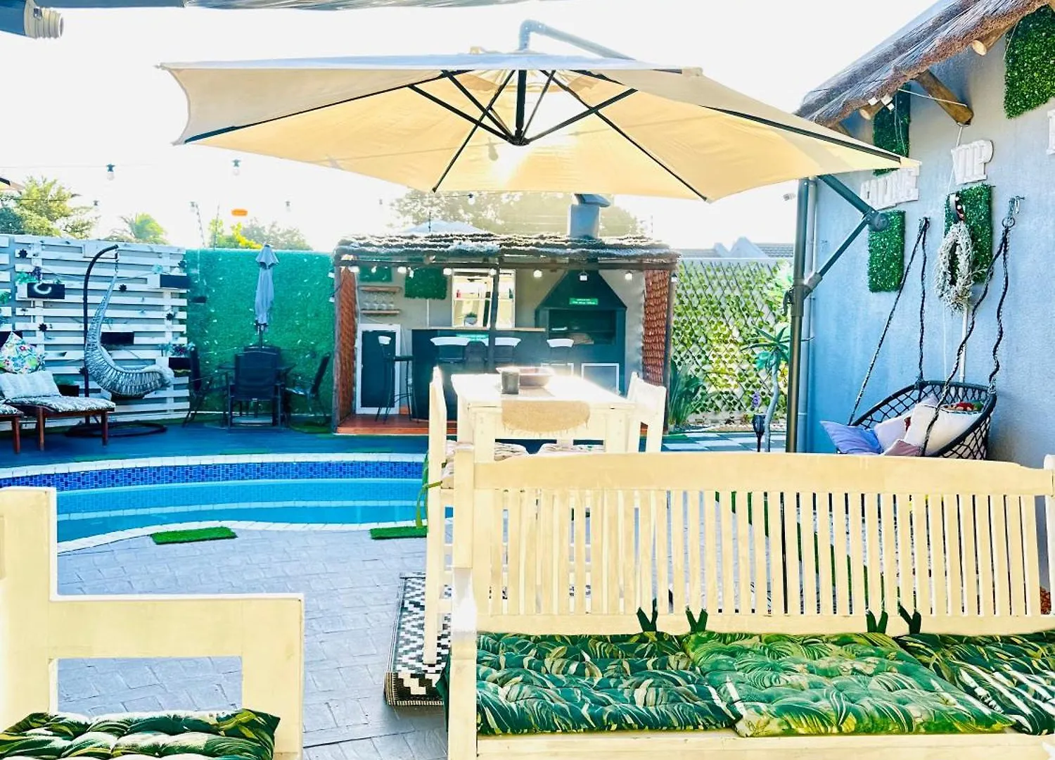 ケープタウン Caline Vip Luxury Jacuzzi &, Swimming Pool Mews Bed & Breakfast