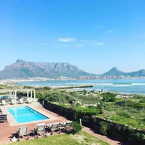Beachfront At Leisure Bay Appartement