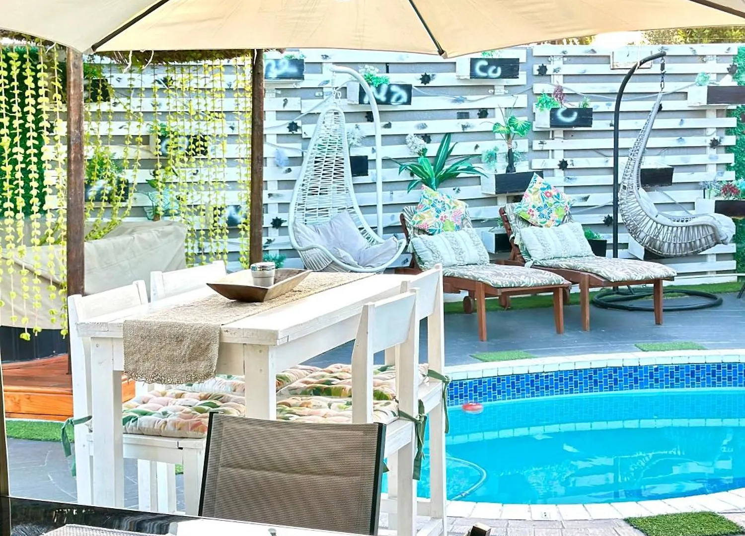 Caline Vip Luxury Jacuzzi &, Swimming Pool Mews Bed & Breakfast Cape Town South Africa